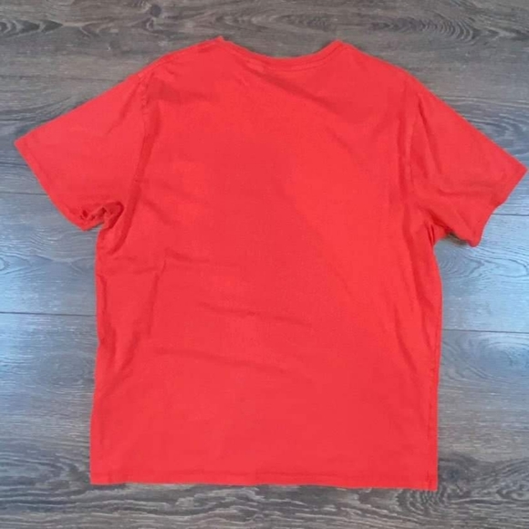 Levi’s Women’s Classic Retro Style Logo Round Neck Short Sleeve Red Shirt Sz XL - Picture 2 of 5